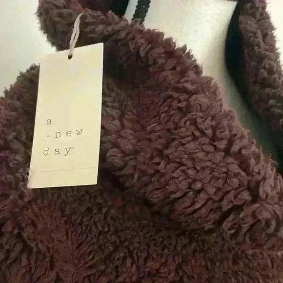 A new day cozy teddy pullover sweatshirt size small - Picture 4 of 4